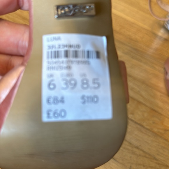 Beautiful & Unique Pale pink satin ankle strap platform heels by Topshop. - Picture 7 of 7